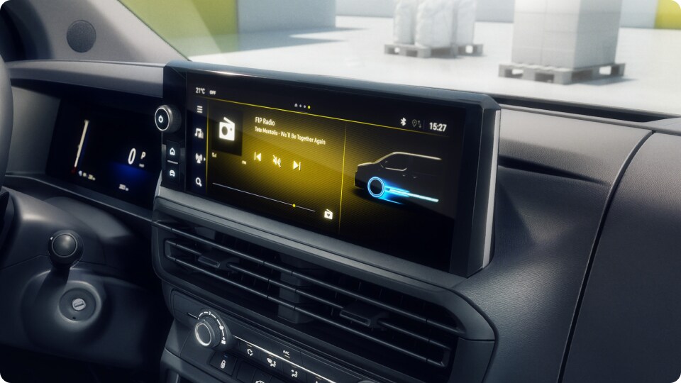 Das Armaturenbrett des Vivaro mit einem 10-Zoll-Multimedia-Touchscreen mit Infotainment-System